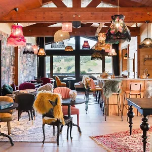 Mamie 4*, Megeve France